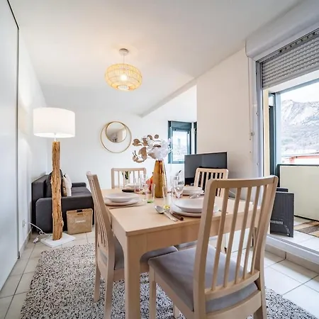 Standing Europole, Garage Privé, Calme, Netflix Grenoble